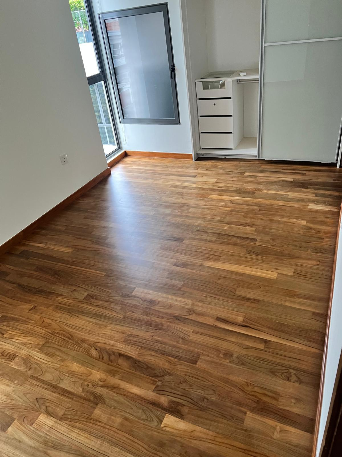 Parquet Floor Polish — Painting & Varnish Services